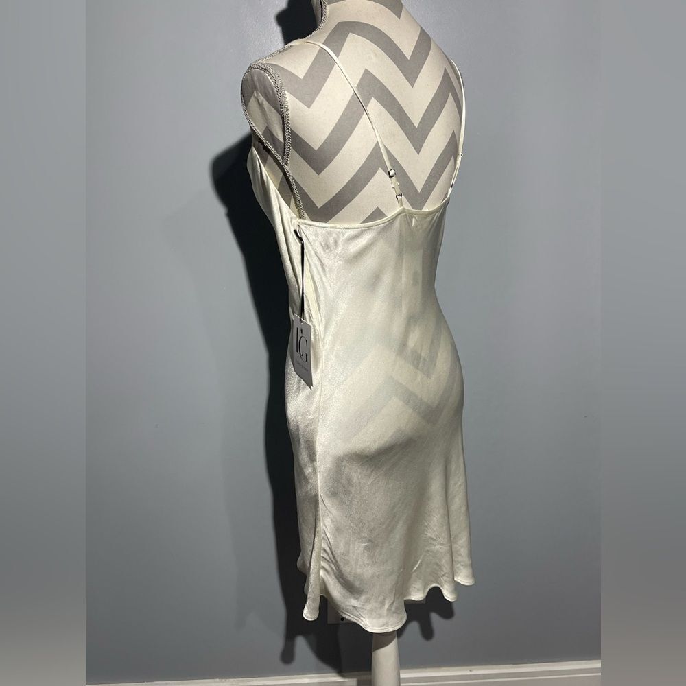 LOLA GRACE DRESS - Picture 5 of 12